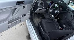 Volkswagen Beetle 2002 года за 3 000 000 тг. в Актобе – фото 5