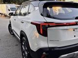 Kia Seltos Luxe 2WD 2025 года за 11 190 000 тг. в Алматы – фото 3