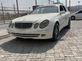 Mercedes-Benz E 320 2003 года за 500 000 тг. в Астана