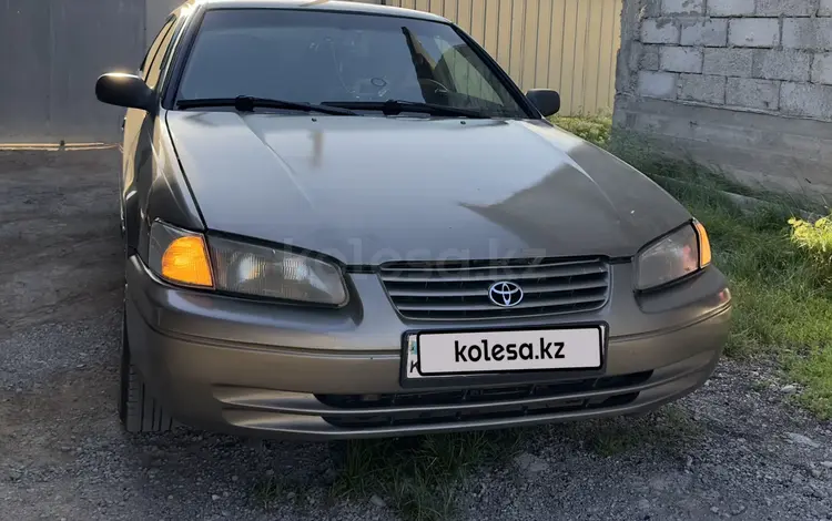 Toyota Camry 1999 годаүшін2 800 000 тг. в Алматы