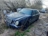 Mercedes-Benz E 230 1997 года за 180 000 тг. в Кокшетау