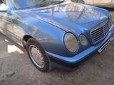 Mercedes-Benz E 280 1999 года за 2 550 000 тг. в Тараз – фото 4