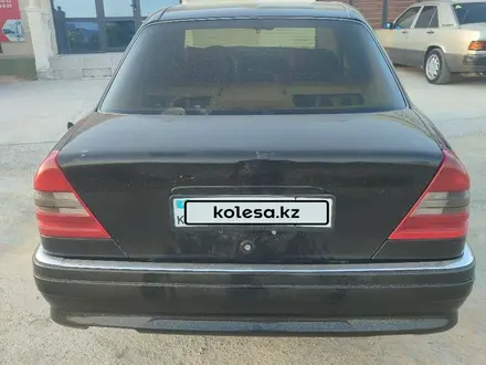 Mercedes-Benz C 280 1996 года за 2 000 000 тг. в Актау – фото 4