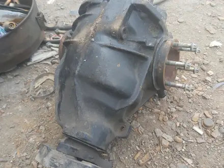 Задний редуктор за 75 000 тг. в Караганда
