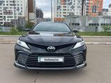 Toyota Camry 2021 года за 16 900 000 тг. в Астана – фото 2