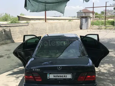 Mercedes-Benz E 280 2000 года за 5 500 000 тг. в Шымкент – фото 20