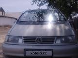 Volkswagen Sharan 1996 года за 1 700 000 тг. в Жетысай – фото 2