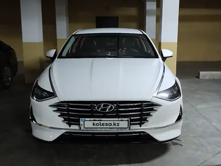 Hyundai Sonata 2023 года за 15 800 000 тг. в Астана