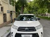 Toyota Highlander 2018 годаүшін18 100 000 тг. в Шымкент