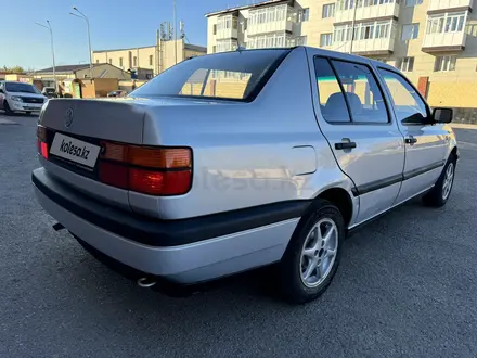 Volkswagen Vento 1995 года за 1 780 000 тг. в Караганда – фото 9