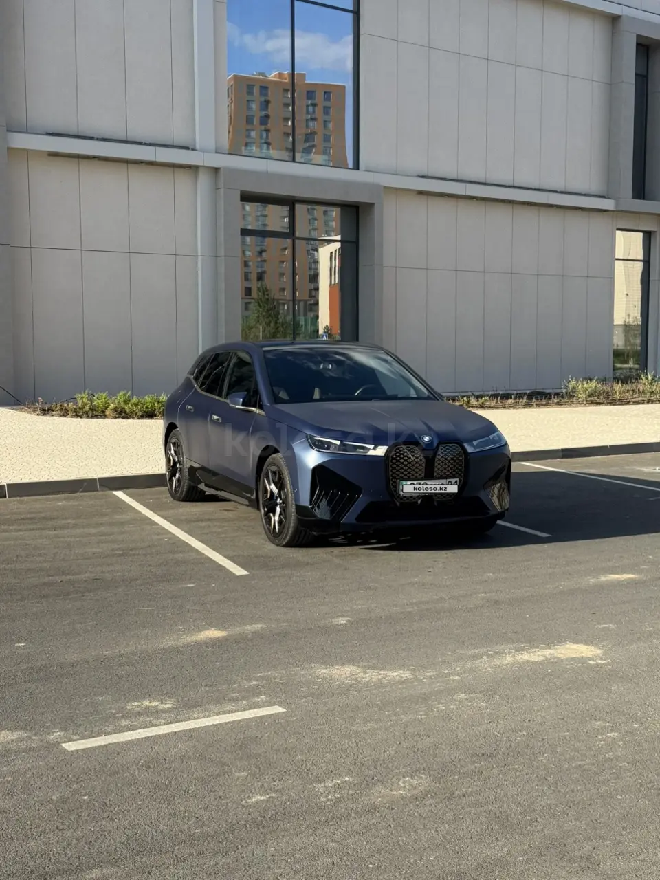 BMW iX, 2024