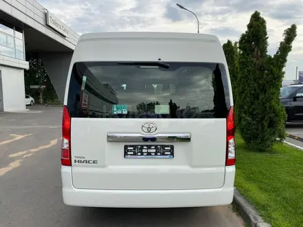 Toyota Hiace Standart 2022 года за 28 170 000 тг. в Алматы – фото 10