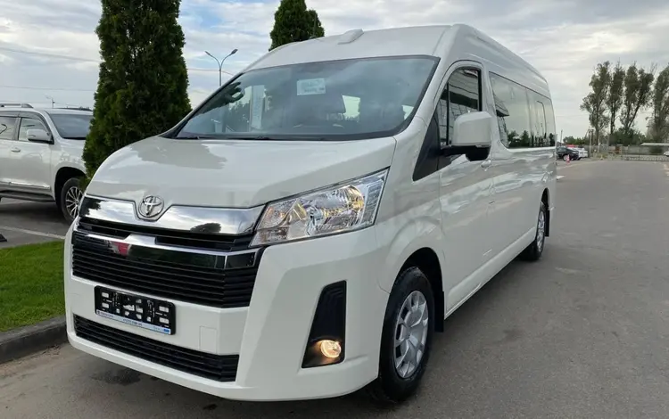 Toyota Hiace Standart 2022 года за 28 170 000 тг. в Алматы