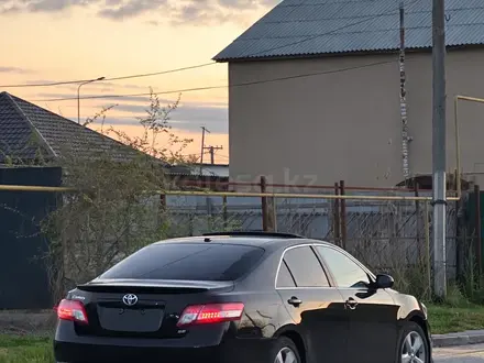 Toyota Camry 2011 года за 5 000 000 тг. в Атырау – фото 9