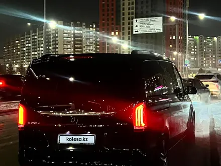 Mercedes-Benz V 250 2018 года за 30 000 000 тг. в Астана – фото 2