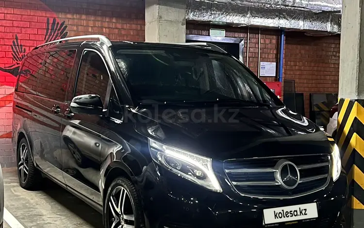 Mercedes-Benz V 250 2018 года за 30 000 000 тг. в Астана