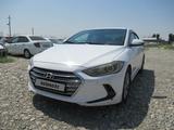 Hyundai Elantra 2018 года за 5 674 500 тг. в Шымкент – фото 3