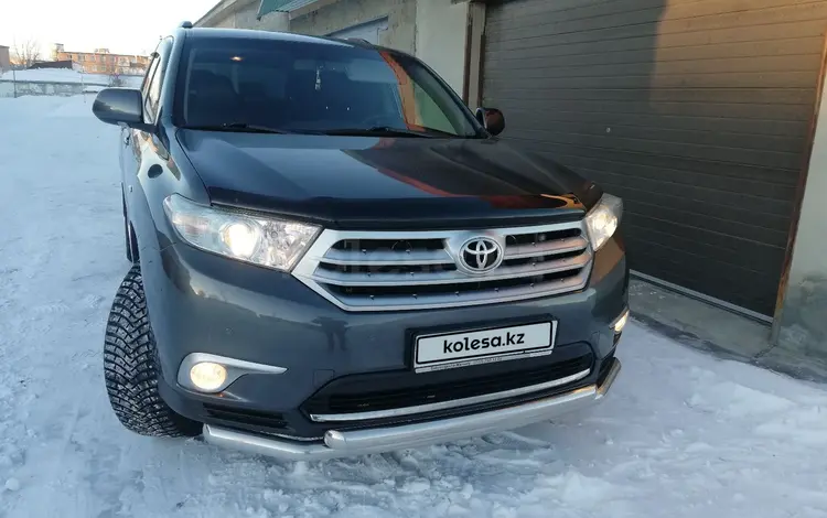 Toyota Highlander 2013 года за 17 000 000 тг. в Усть-Каменогорск