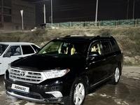 Toyota Highlander 2013 годаfor14 500 000 тг. в Шымкент