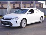 Toyota Camry 2015 годаүшін10 300 000 тг. в Уральск – фото 2
