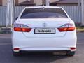 Toyota Camry 2015 года за 10 300 000 тг. в Уральск – фото 3