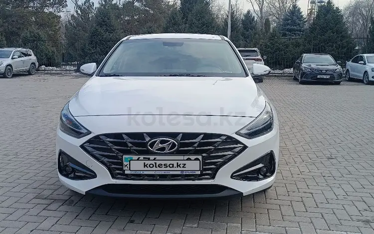 Hyundai i30 2022 года за 9 300 000 тг. в Алматы