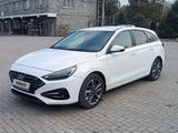 Hyundai i30 2022 года за 9 800 000 тг. в Алматы – фото 2