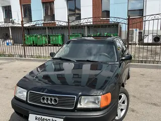 Audi 100