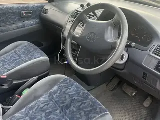 Toyota Ipsum, 1996
