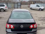 Volkswagen Passat 2008 года за 4 300 000 тг. в Караганда – фото 2