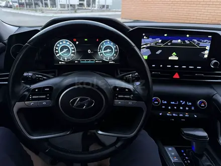 Hyundai Elantra 2022 года за 9 600 000 тг. в Уральск – фото 21