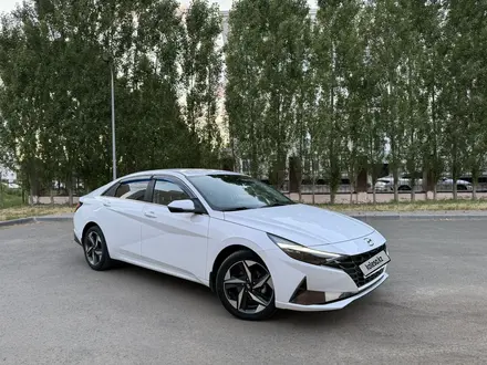 Hyundai Elantra 2022 года за 9 600 000 тг. в Уральск