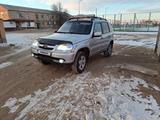 Chevrolet Niva 2015 года за 3 500 000 тг. в Уральск – фото 2