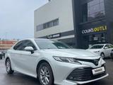 Toyota Camry 2019 года за 12 300 000 тг. в Алматы – фото 2