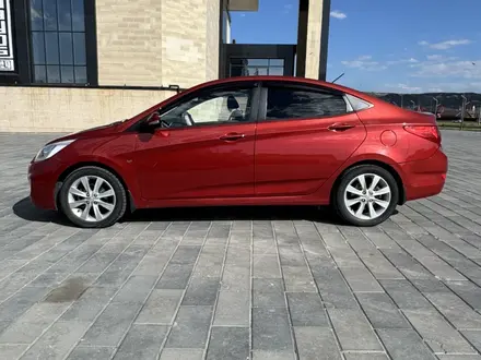 Hyundai Accent 2013 года за 4 900 000 тг. в Усть-Каменогорск – фото 2