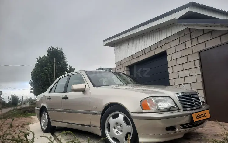 Mercedes-Benz C 180 1997 годаfor3 700 000 тг. в Астана