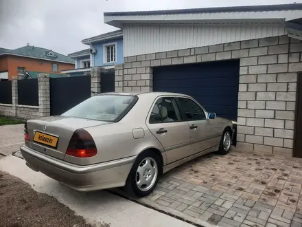 Mercedes-Benz C 180 1997 года за 3 350 000 тг. в Астана – фото 9