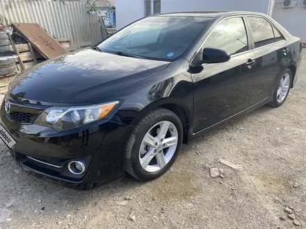 Toyota Camry 2013 года за 5 800 000 тг. в Атырау – фото 2