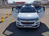 Chevrolet TrailBlazer 2021 года за 15 500 000 тг. в Караганда – фото 2