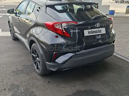 Toyota C-HR 2018 года за 8 500 000 тг. в Алматы – фото 3