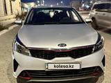 Kia Rio 2021 года за 7 900 000 тг. в Актау – фото 4