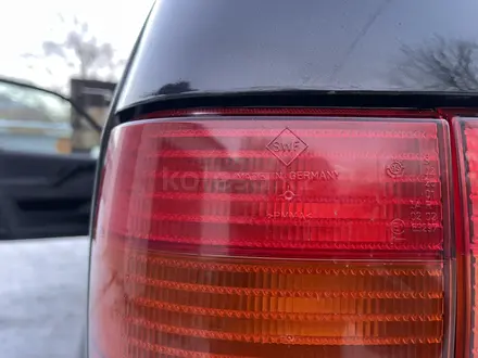 Volkswagen Passat 1995 года за 2 798 000 тг. в Караганда – фото 36