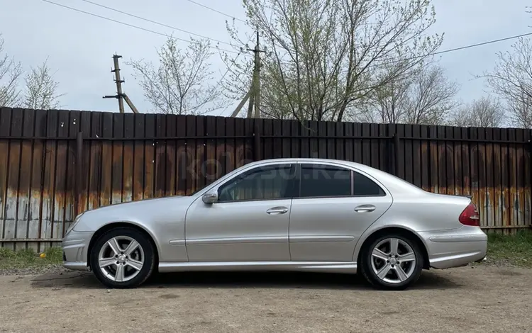 Mercedes-Benz E 200 2004 годаfor3 800 000 тг. в Караганда