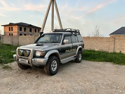 Mitsubishi Pajero 1995 года за 2 600 000 тг. в Тараз – фото 2