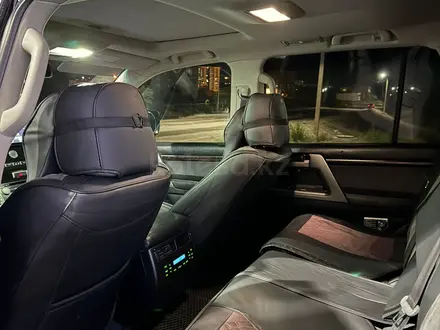 Toyota Land Cruiser 2011 года за 17 500 000 тг. в Астана – фото 9