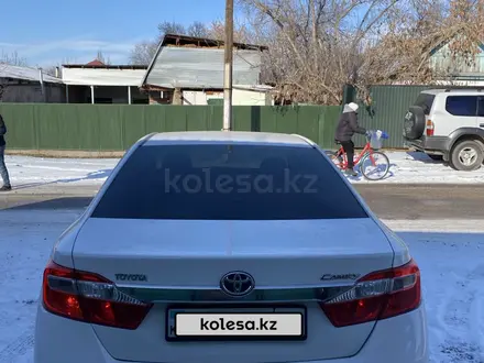 Toyota Camry 2013 года за 8 300 000 тг. в Мерке – фото 9