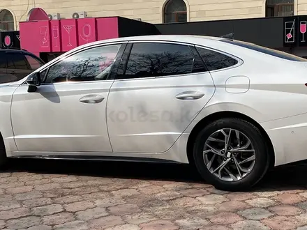 Hyundai Sonata 2021 года за 12 900 000 тг. в Алматы – фото 13