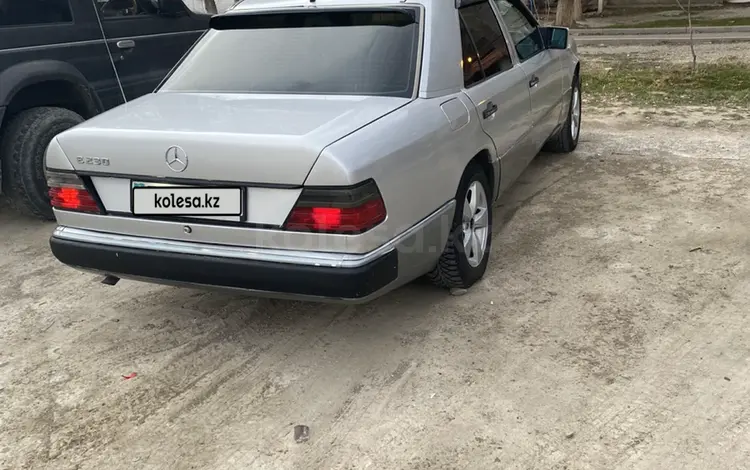 Mercedes-Benz E 230 1992 года за 1 800 000 тг. в Тараз