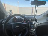 Chevrolet Aveo 2014 года за 3 700 000 тг. в Караганда – фото 4