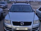 Volkswagen Touareg 2004 года за 5 500 000 тг. в Тараз – фото 2